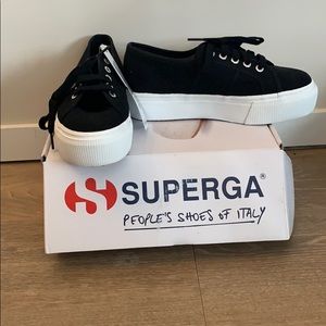 Superga 2790 Acotw Platform Sneaker (Black)